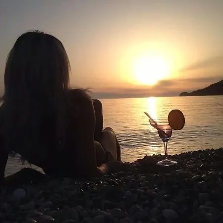 Magic Ionian & 4* Himare