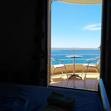 Magic Ionian & Guest house *