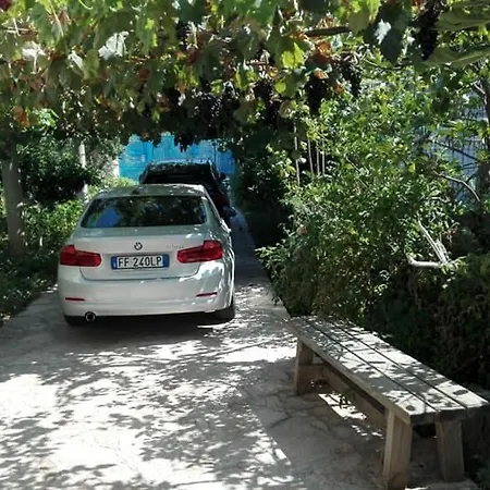 Magic Ionian & Guest house *