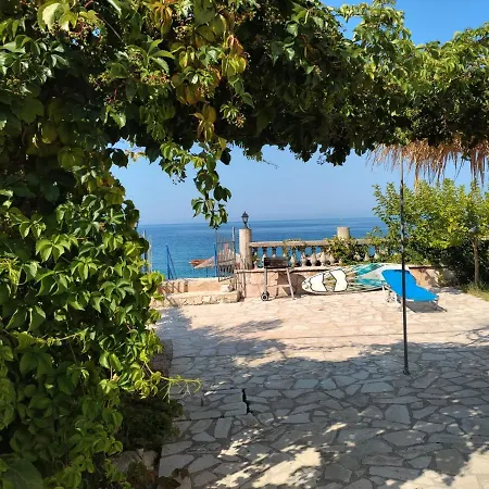 Casa de hóspedes Magic Ionian & Himare