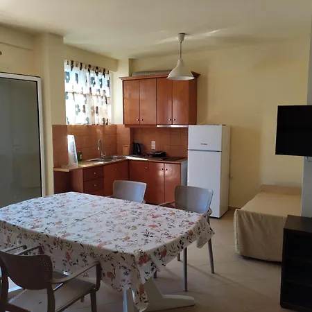 Magic Ionian & Guest house Himare