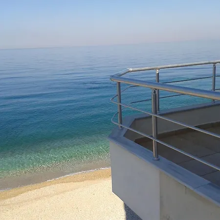 Pensionat Magic Ionian & 4*