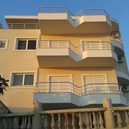 Magic Ionian & Guest house *