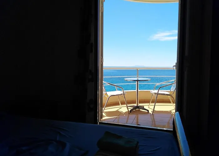 Magic Ionian & بيت ضيافة 4*