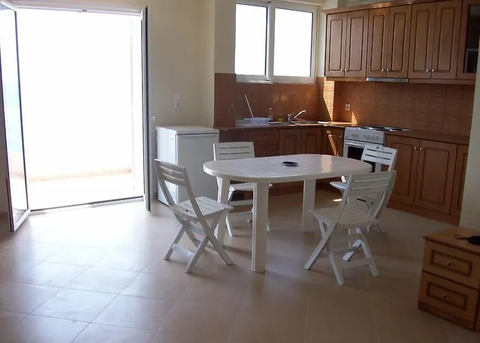 Guest house Magic Ionian & Himare