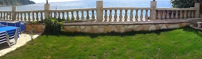 Guest house Magic Ionian & 4*